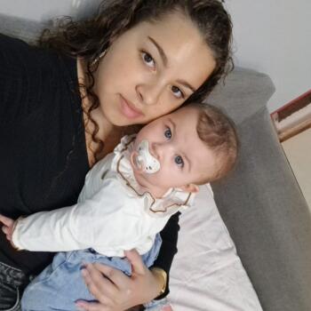 Babysitter in Pau: Linsey