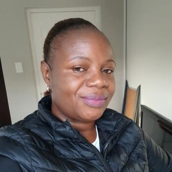 Babysitter Cape Town: Roselyn