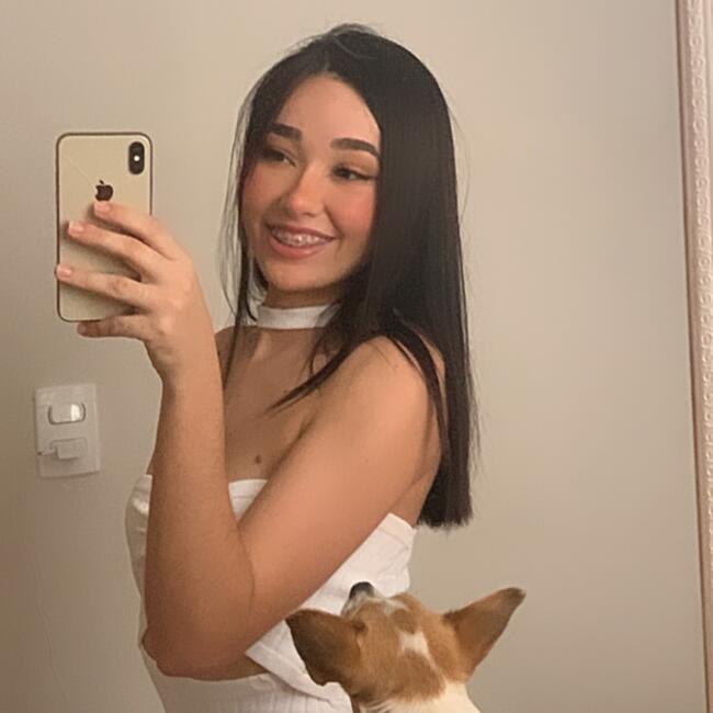 Babysitter in Uberlândia: Giovanna