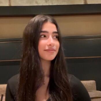 Babysitter Raanana: שרה