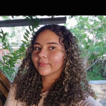 Babysitter in Extremoz: Raissa