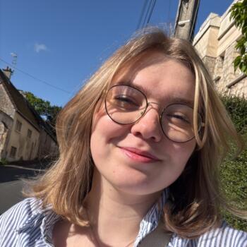 Babysitter Colombelles: Camille