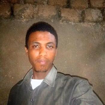 Babysitter in Rugerero: Bonnie