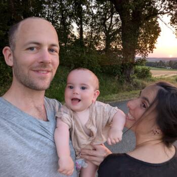 Childminder job in Lisbon: babysitting job John Noah