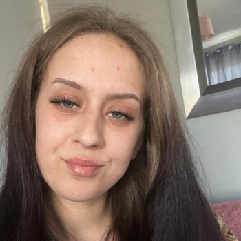 Babysitter Newcastle-under-Lyme: Emma