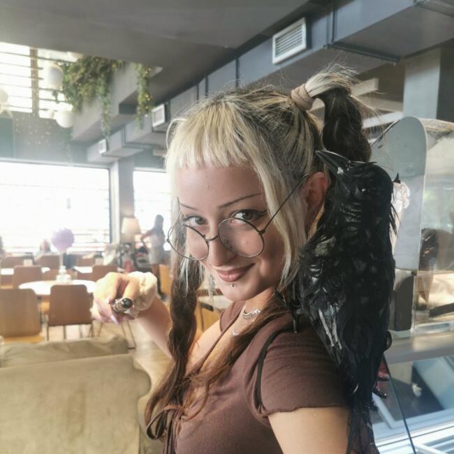 Babysitter in Athens: Μαριλου