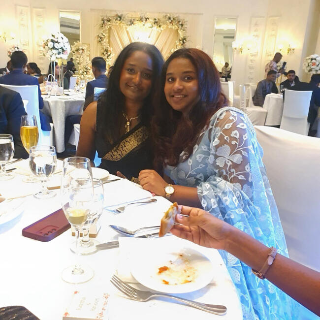 Babysitter in London: Aseka