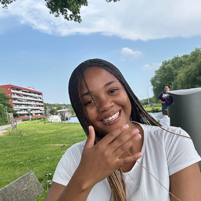 Oppas in Weesp: Carolina