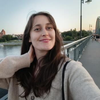 Niania w Zakręt: Hazel