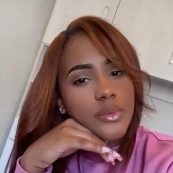 Parent Queenstown: Yornely