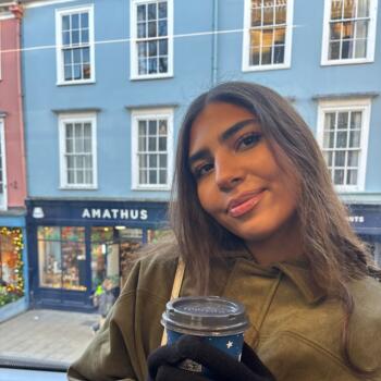 Babysitter in Barcelona: Haily