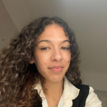 Babysitter em Seixal: Luana