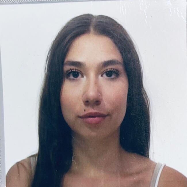 Babysitter in Sant Adrià de Besòs: Ainara