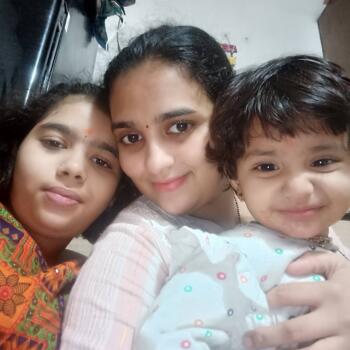 Babysitter Thāne: Manali