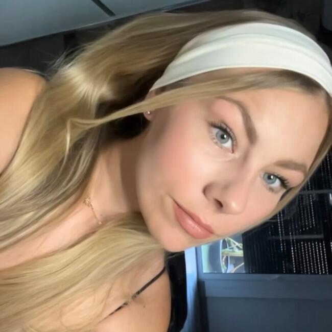 Babysitter in Éguilles: Oyana