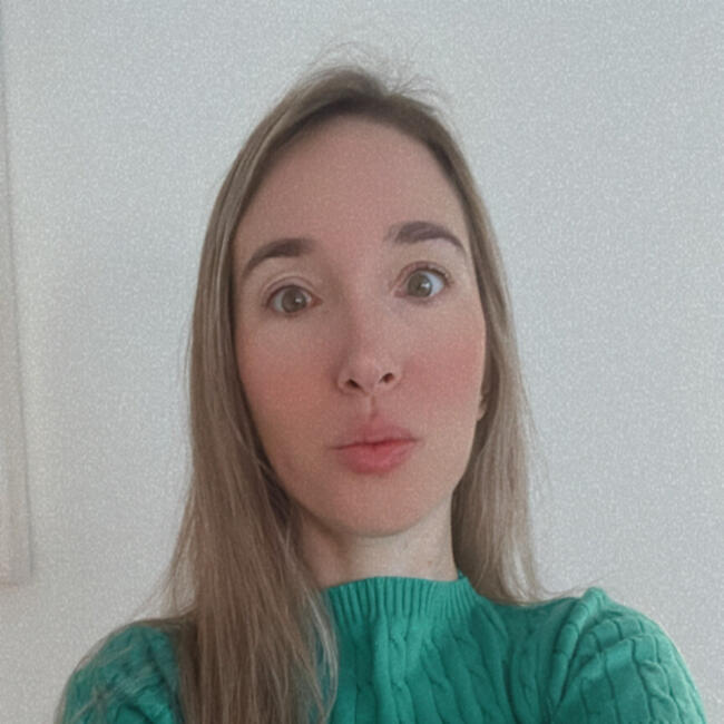 Babysitter in São Paulo: Pamela