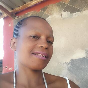 Babysitting job in Centurion: babysitting job Busisiwe