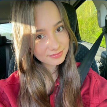 Babysitter in Nantes: Allyson