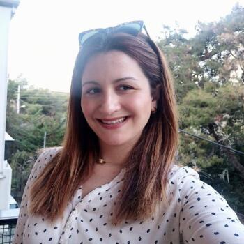 Babysitter in Old Faliron: Ναντια