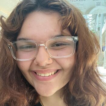 Babysitter in Waltham (Massachusetts): Tori