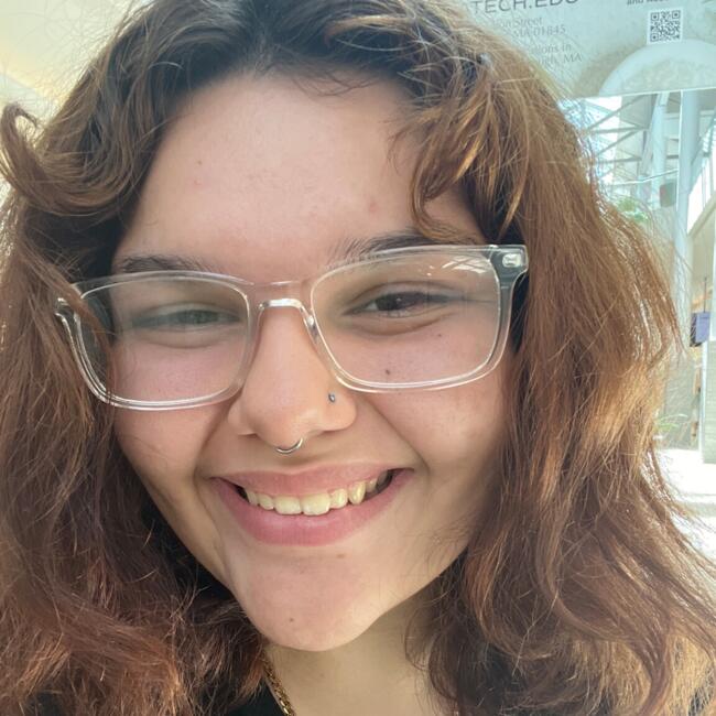 Babysitter in Waltham (Massachusetts): Tori