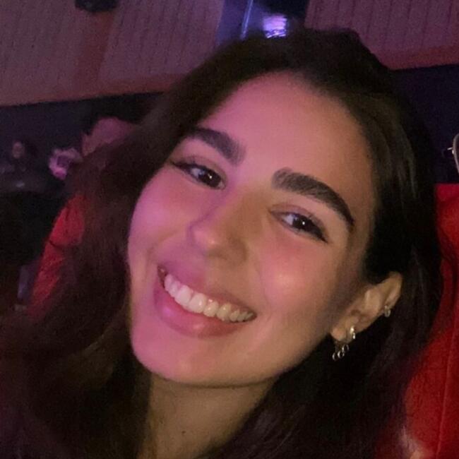 Babysitter in Rio das Ostras: Vitorya