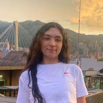 Niñera en Sabaneta (Antioquia): Isabela Salazar