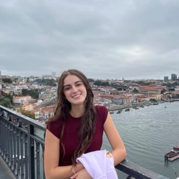 Babysitter in Penafiel: Luana