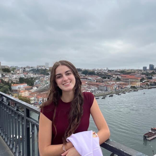 Babysitter in Penafiel: Luana