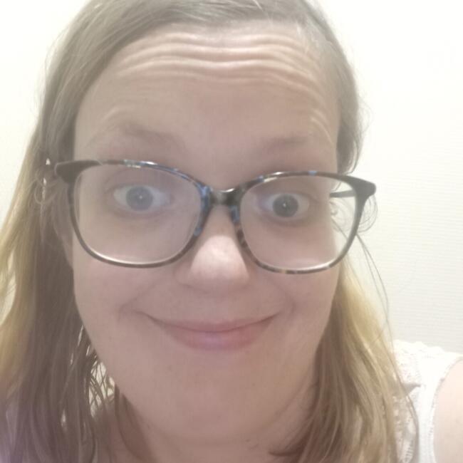Babysitter in Noyon: Charlene
