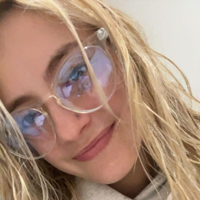 Babysitter in Newcastle: Charlee