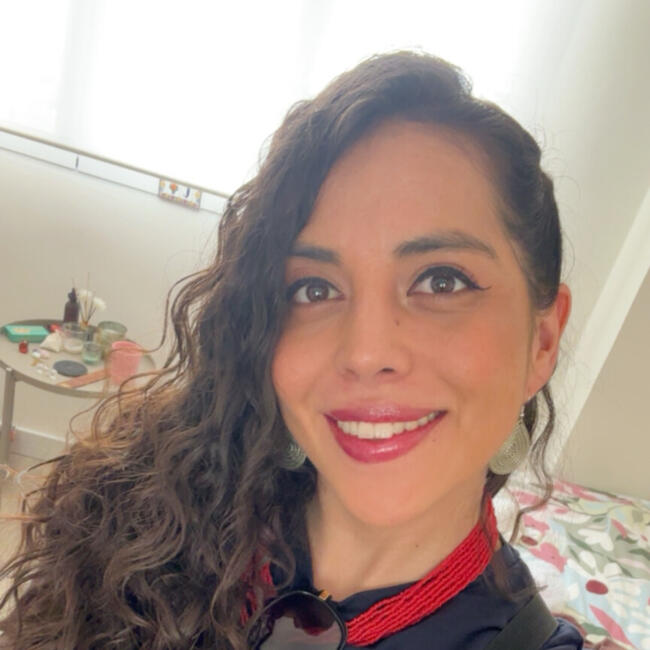 Canguro en Granada: María Camila