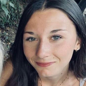 Babysitter in Arbois: Juliette