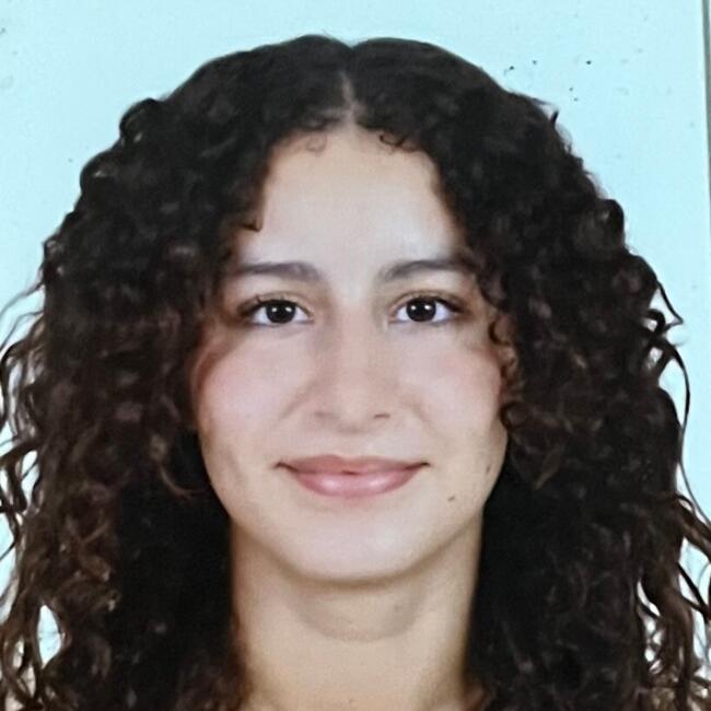 جليسة أطفال في الدار البيضاء: Malak