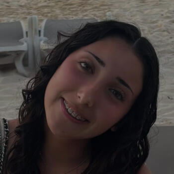 Babysitter in Versailles: Camille