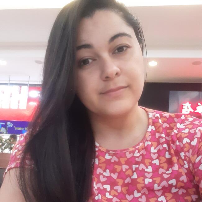 Babysitter in Recife: LUZIA