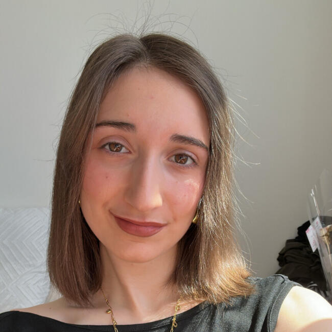 Babysitter in Mérignac: Juliette