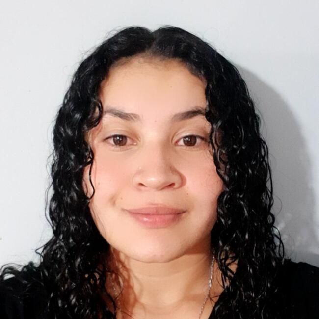 Babysitter in Luque: Sani Lariza
