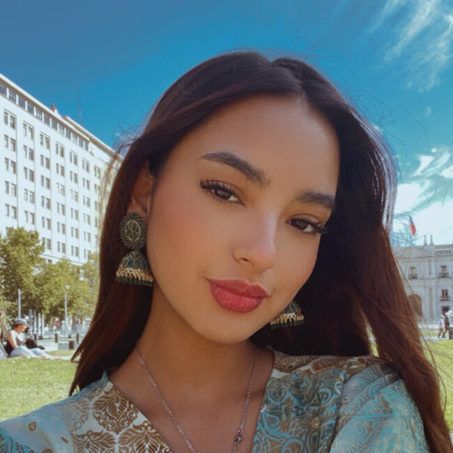 Babysitter in Renca: Almendra Peña