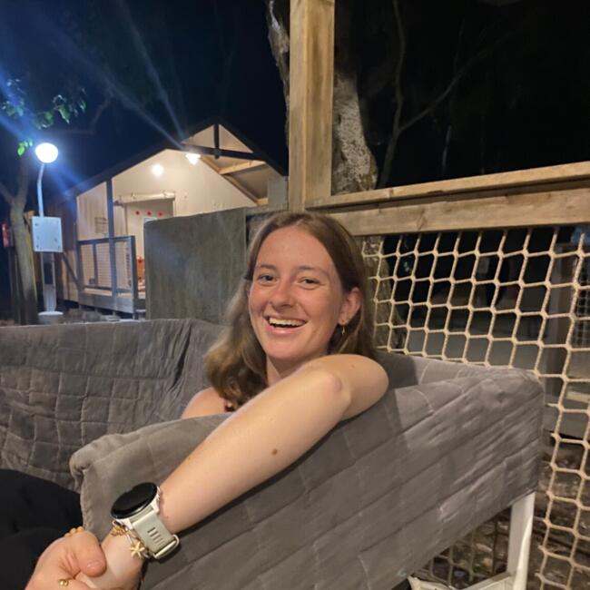 Babysitter in Caen: Eva