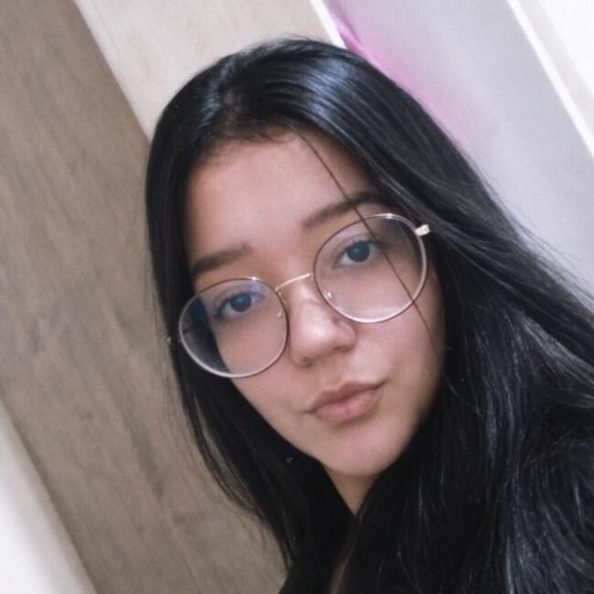 Babysitter in Colombo: Mayra