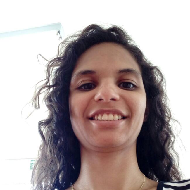 Babysitter in Goiânia: Rariany