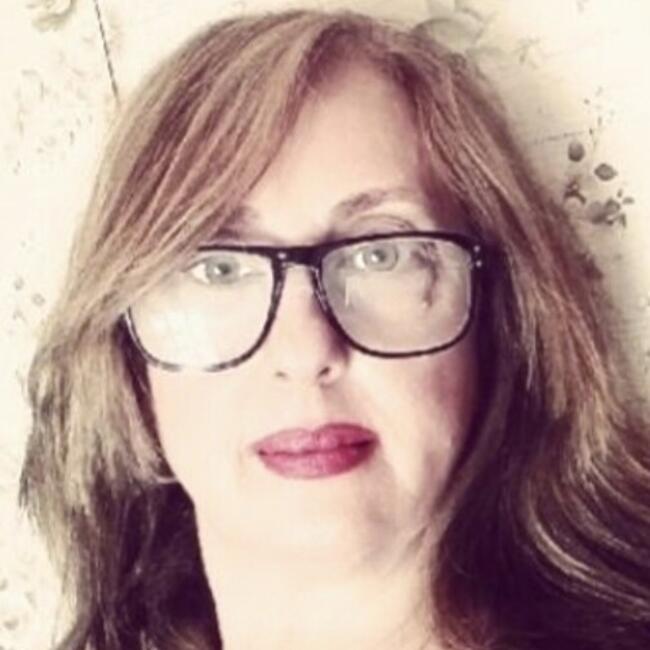 Babysitter a Siracusa: Angela