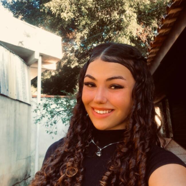 Babysitter in Itajaí: Maria