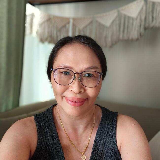 Babysitter in Singapore: Susannah