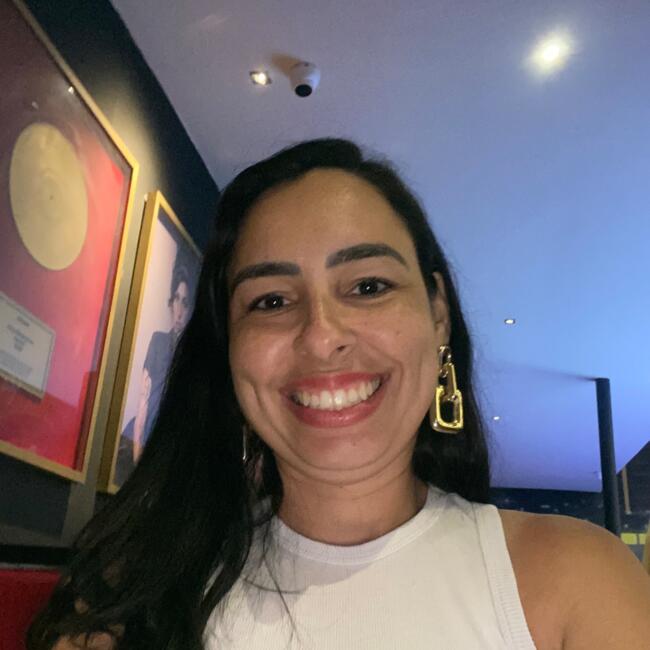 Emprego de babá em Nilópolis: Evelin