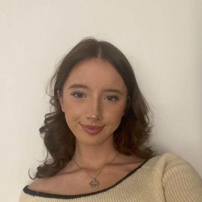 Babysitter in Perth: Isabel