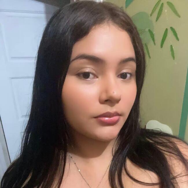 Babysitter in Panama City: Erika