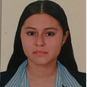 Babysitter in Seville: Camila