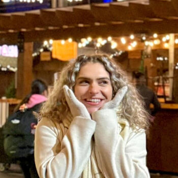 Baby-sitter in Gatineau: Claudia